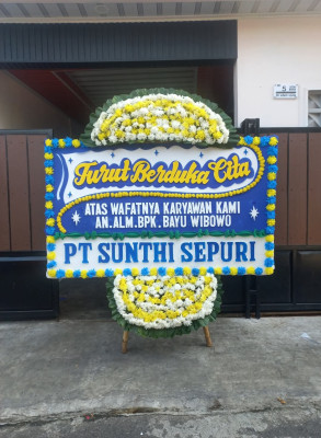 Papan Bunga Duka di Pasawahan