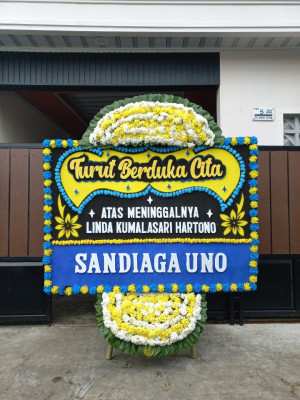Papan Bunga Duka di Pasawahan